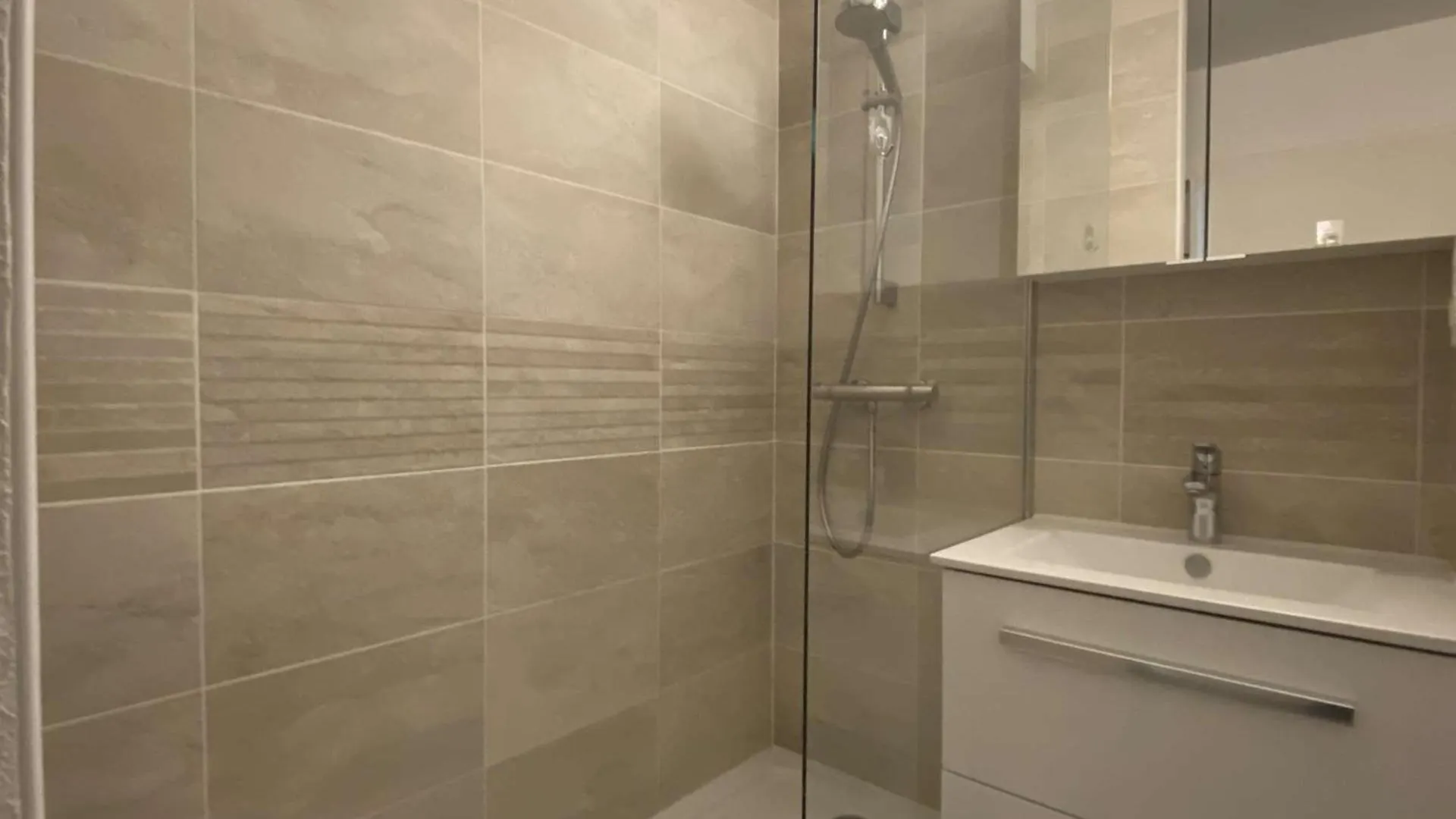Appartement Vue Mer Exceptionnelle Avec Wifi A Tregastel - Ref 729 Appartamento